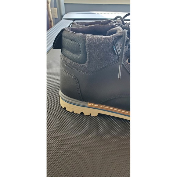 Toms Hawthorne Size 9 Waterproof Dark Gray Leather Lace Up Winter Boots EUC - Picture 2 of 8